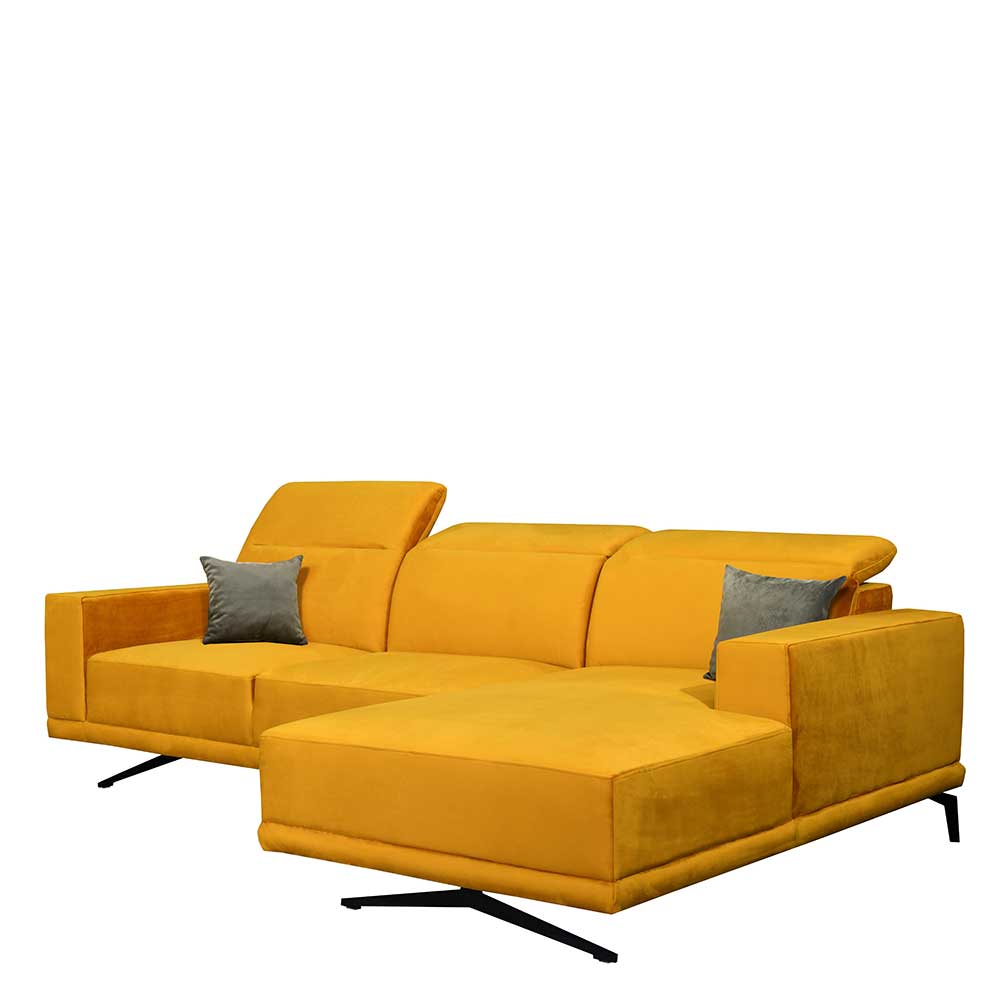 Design Sofa in Gelb Velours - Yoco