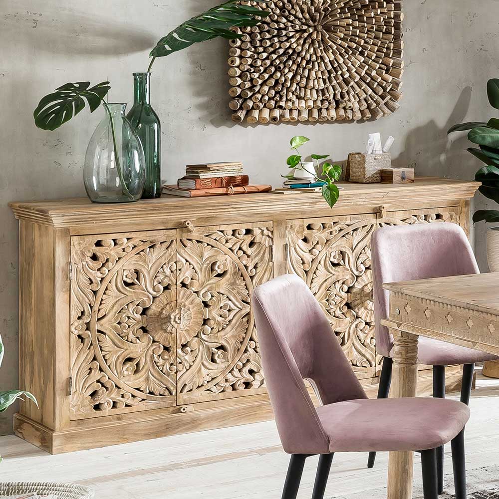 180x90x45 4-türiges Sideboard im Holz mit Sandfarben Schnitzerei Ethno aus Runiasa Stil 