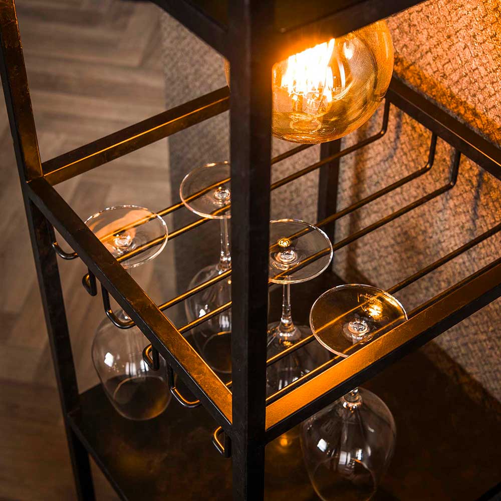 Bar Regal mit Licht im Industrial Design - Levanton